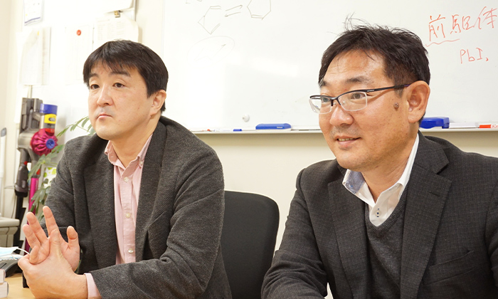 CEO Kato (left) and CTO Wakamiya (right)