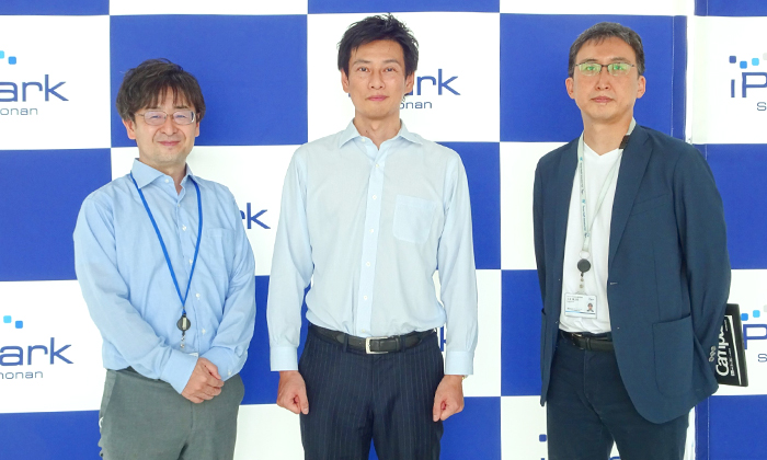 左から：投資担当の上野 京都iCAP投資第二部長、森下CSO、久米CFO